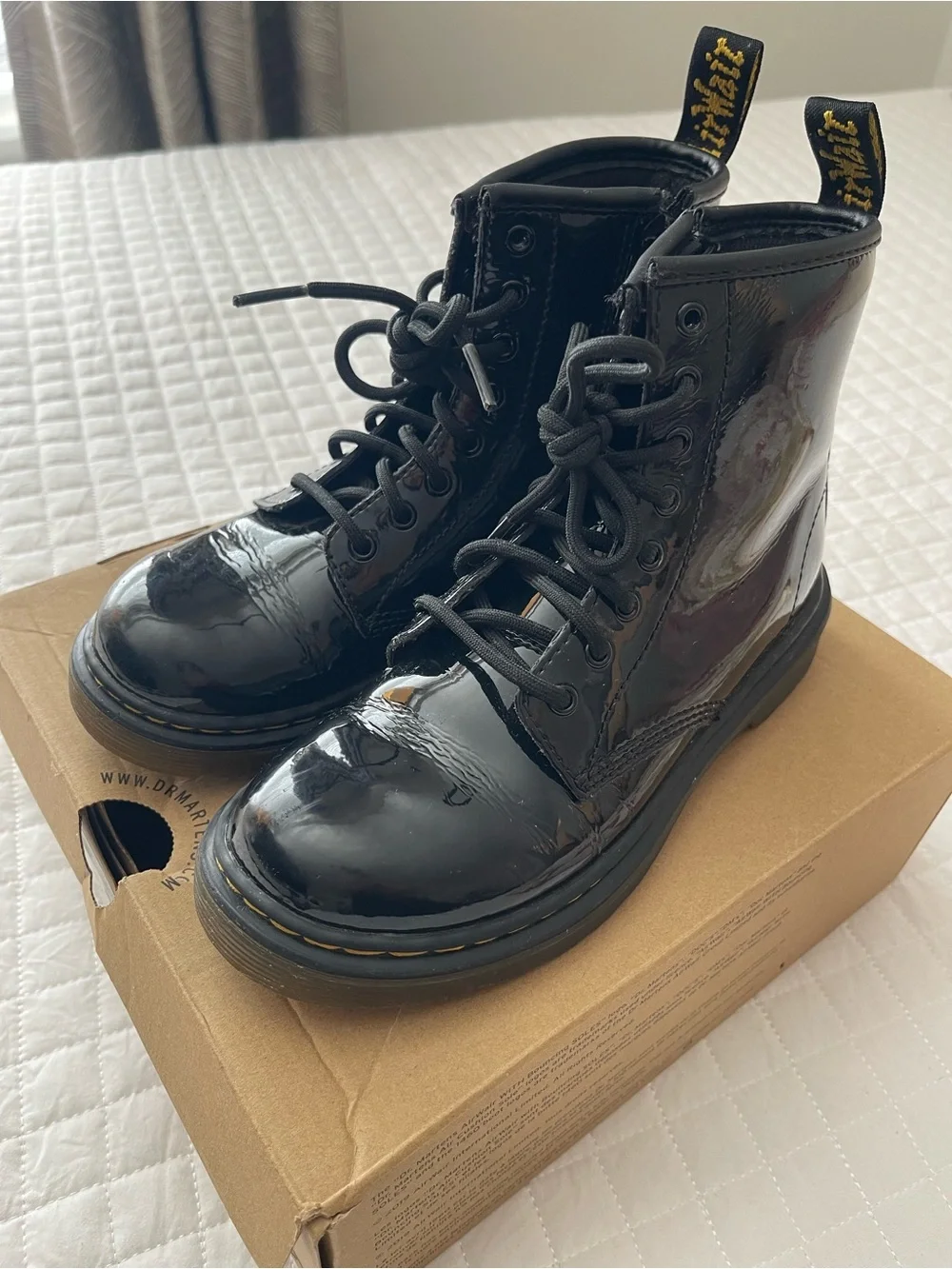 Dr. Martens Kids Black Patent Lace-Up 1460 Ankle Boots